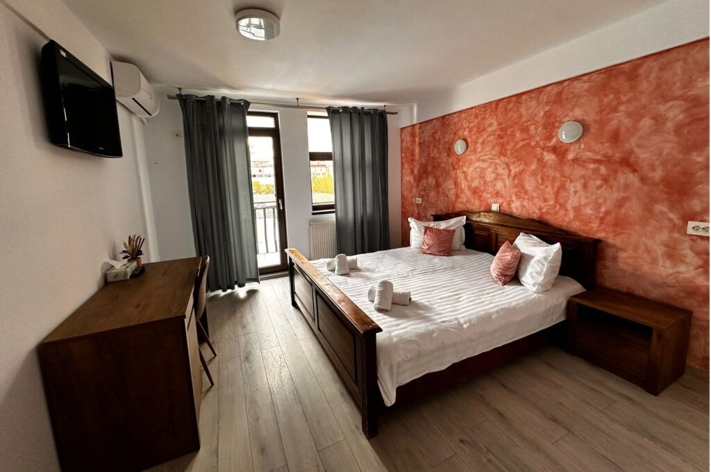 camera dubla pensiunea Ioana 2